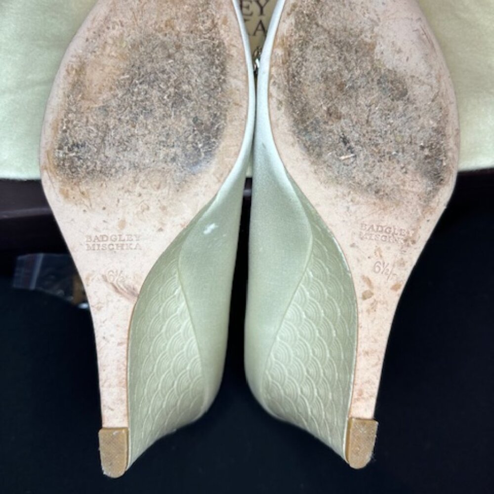 Badgley Mischka Dara Wedge Heel Shoes, Size 6.5 - Picture 8 of 12